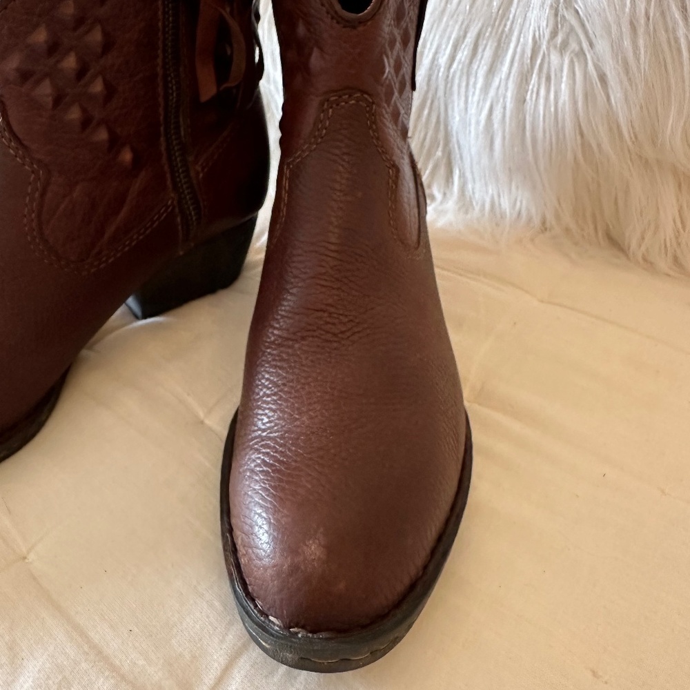 Born Leather Ankle Western Boots, Size 7 1/2 - Picture 3 of 16